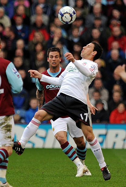 多哈赛首秀！郑钦文今天将对阵贾巴尔.