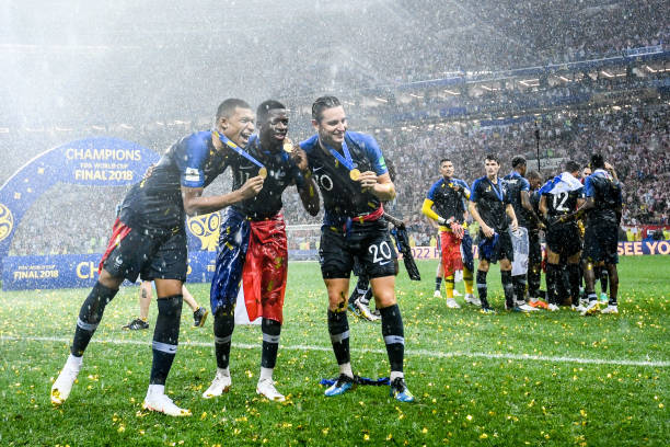 通过续约 通过续约